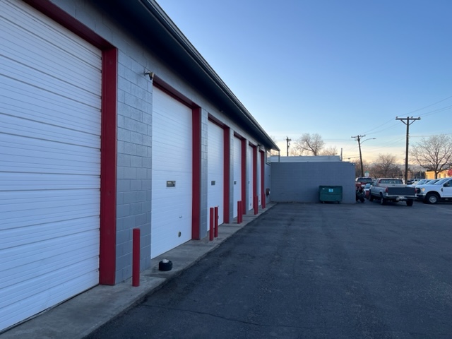 Shop Front | Alexander's Automotive